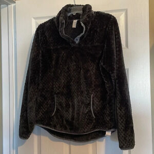 Marika women’s black fluffy fuzzy pullover sweater size medium